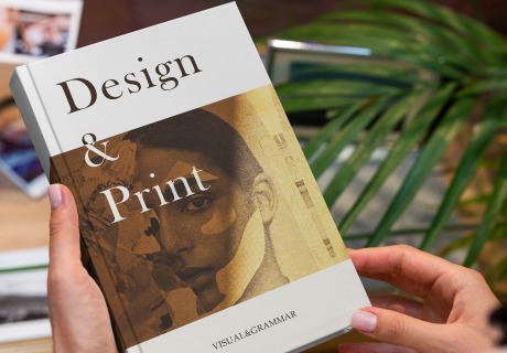Książka "Print & design", katalog klejony